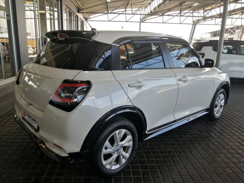 Photo 7 of 17
