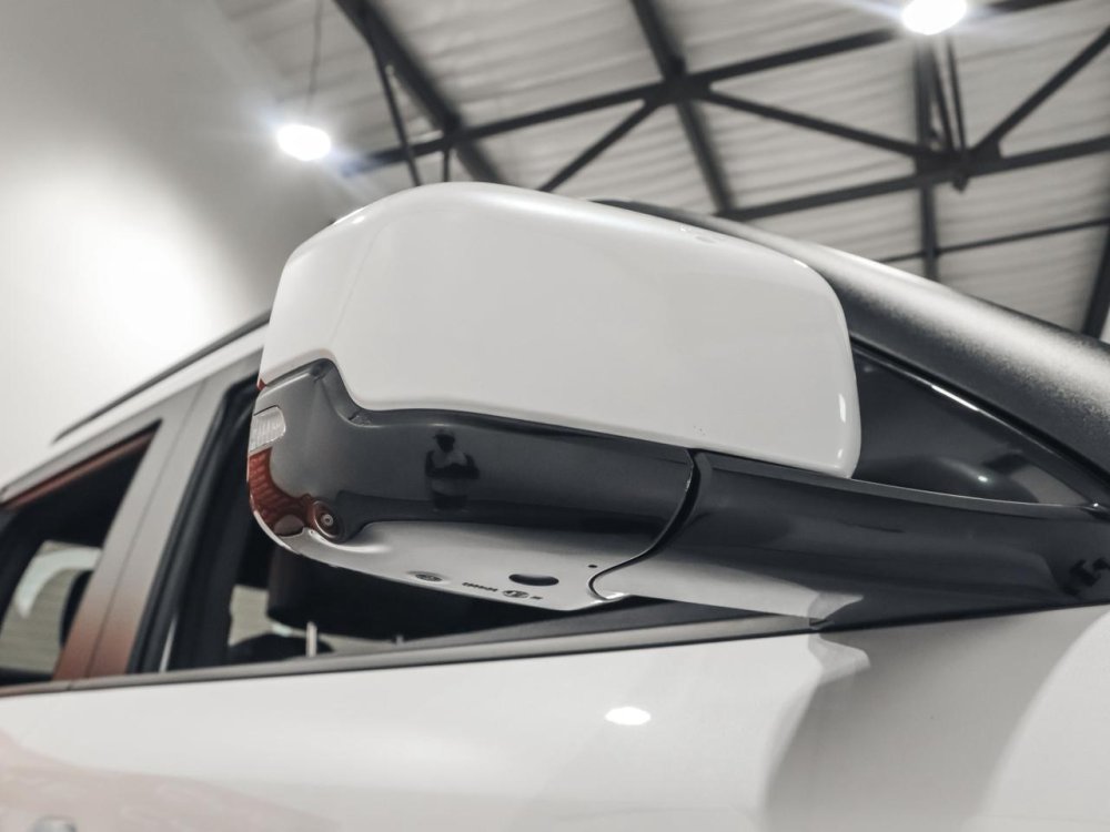 Photo 4 of 28