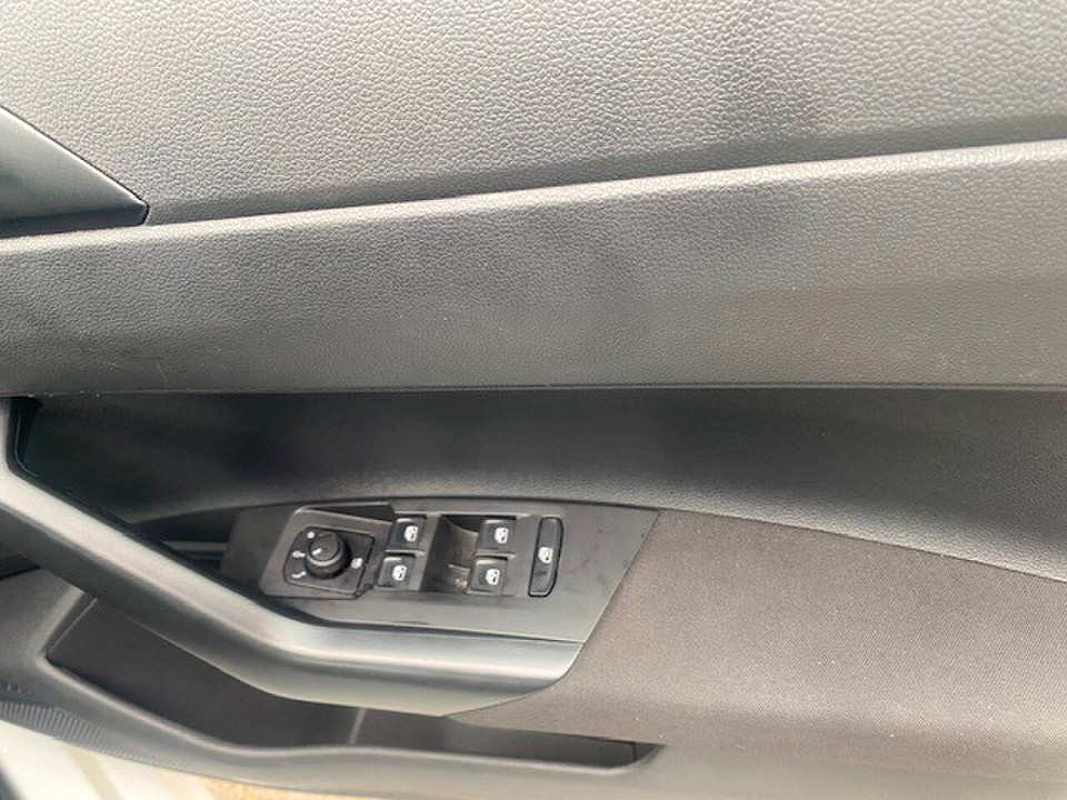 Photo 16 of 18