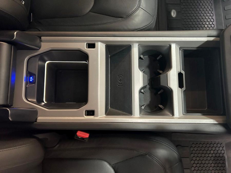 Photo 25 of 30