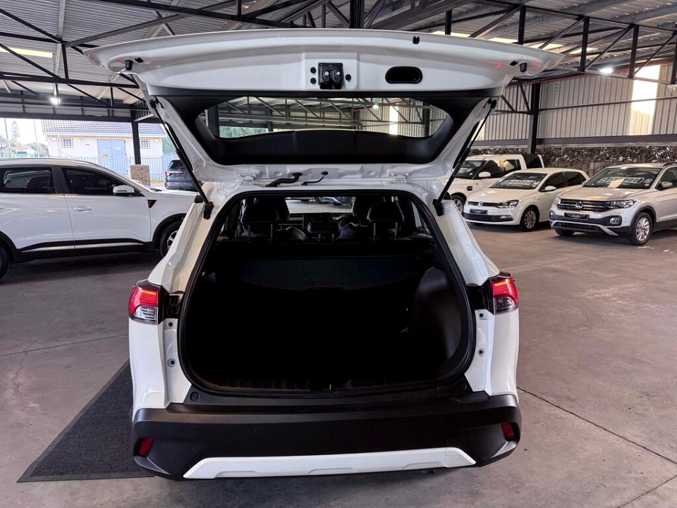 Photo 14 of 16