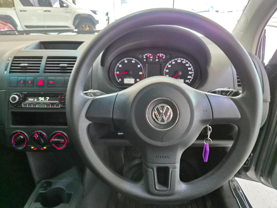 Photo 16 of 24