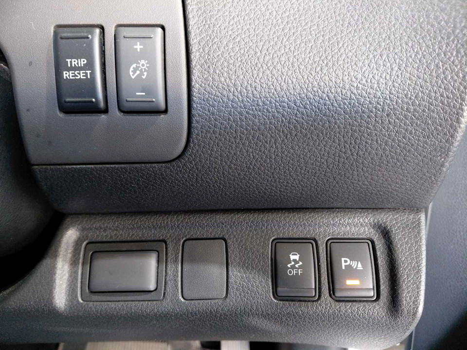 Photo 27 of 29