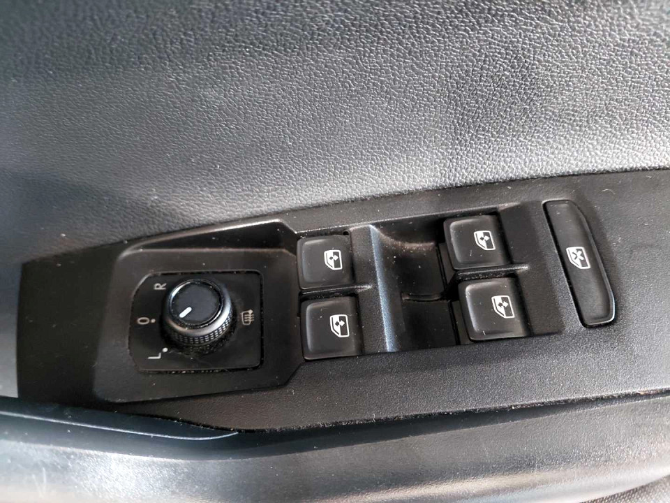 Photo 19 of 21