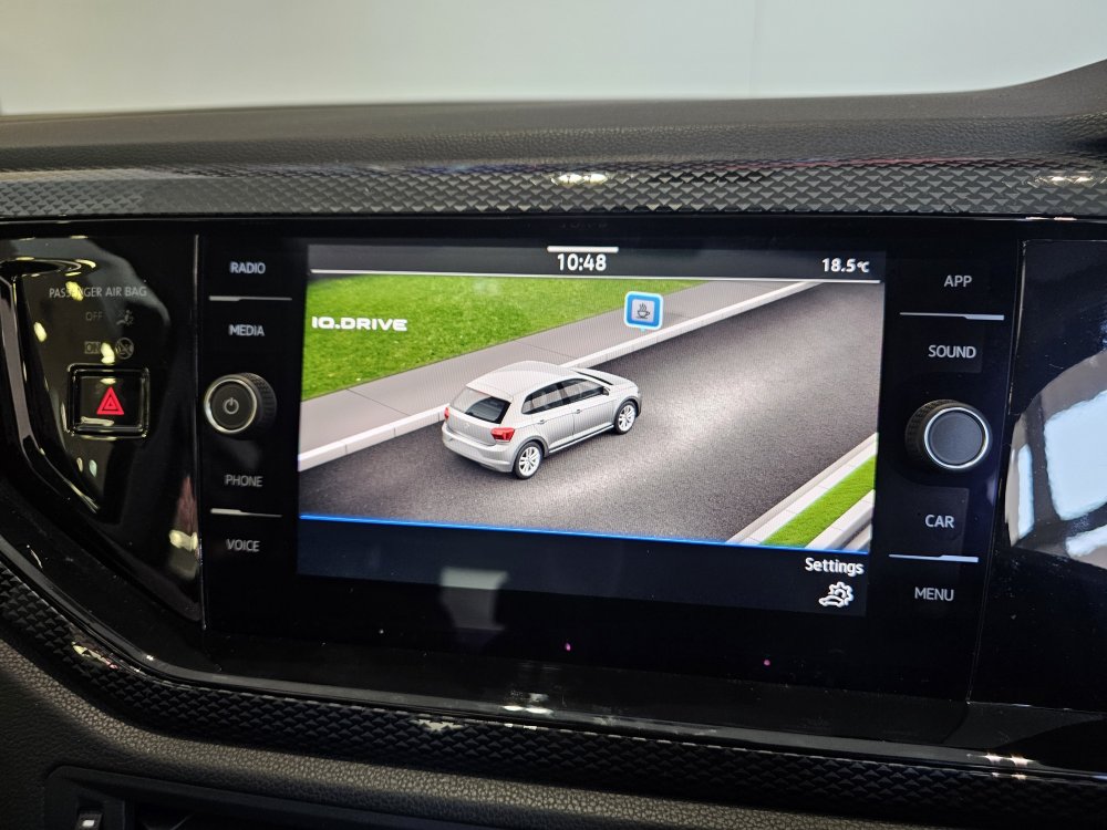 Photo 3 of 18