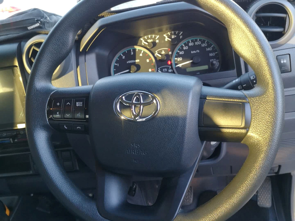 Photo 8 of 27