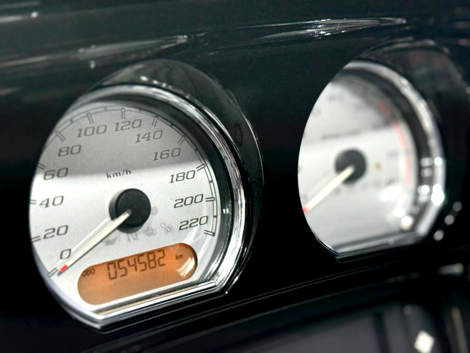 Photo 7 of 19