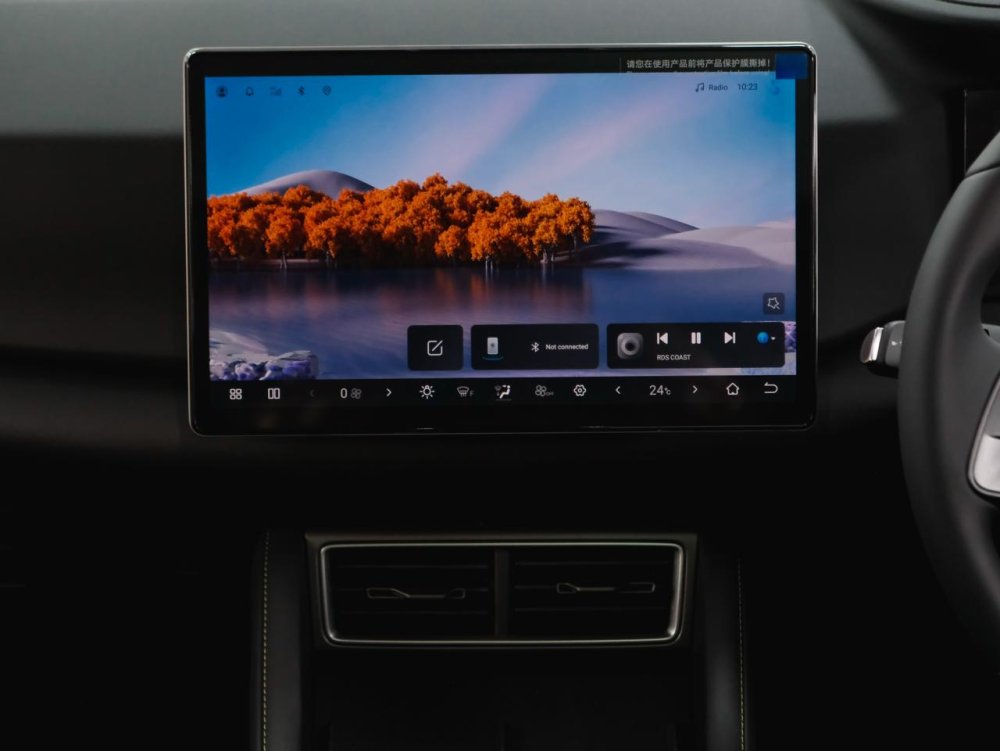 Photo 15 of 27
