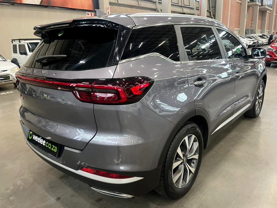 Photo 7 of 14
