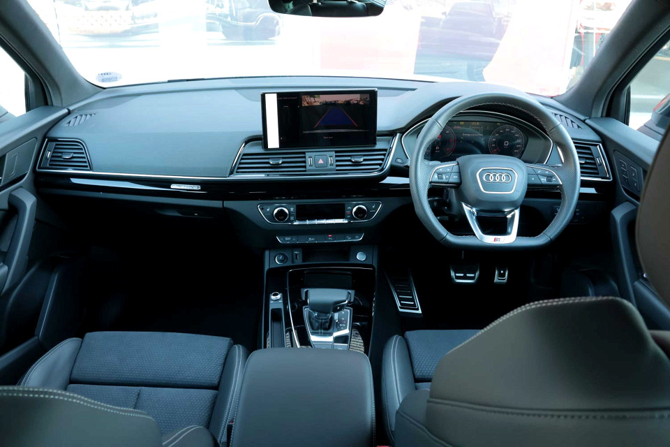 Photo 13 of 18