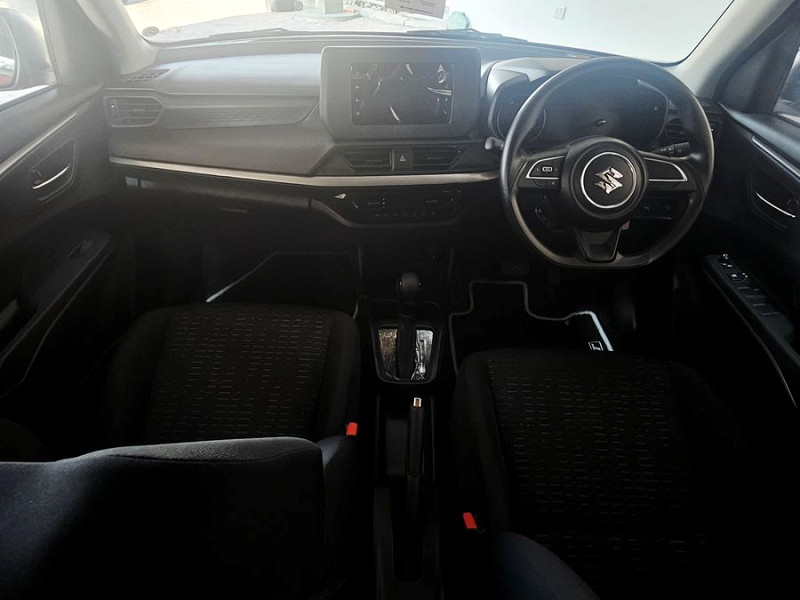 Photo 3 of 9