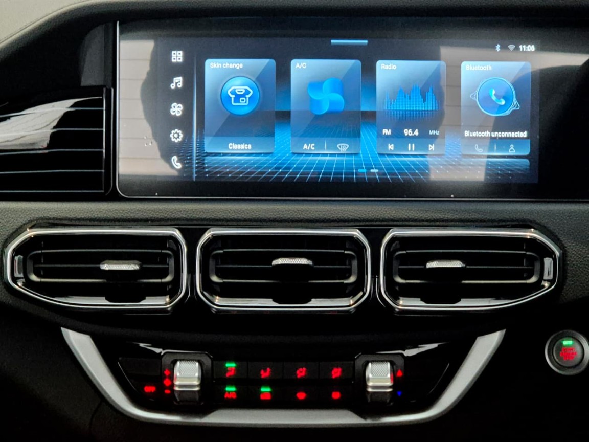 Photo 12 of 16