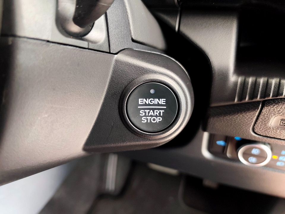 Photo 24 of 28