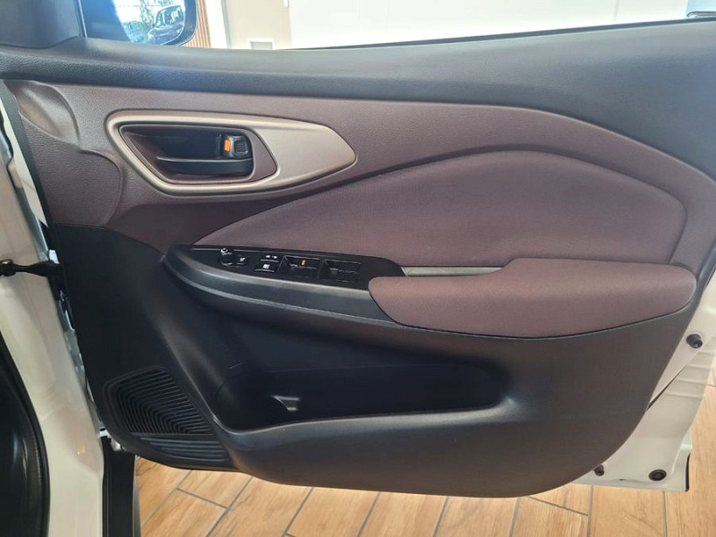 Photo 22 of 24