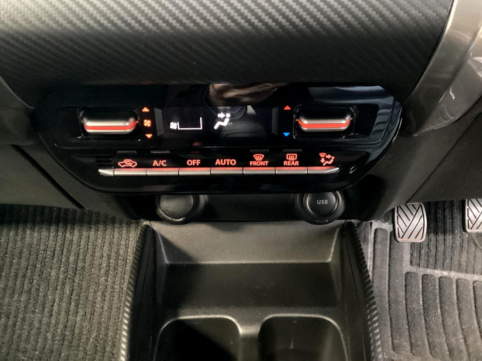 Photo 17 of 25
