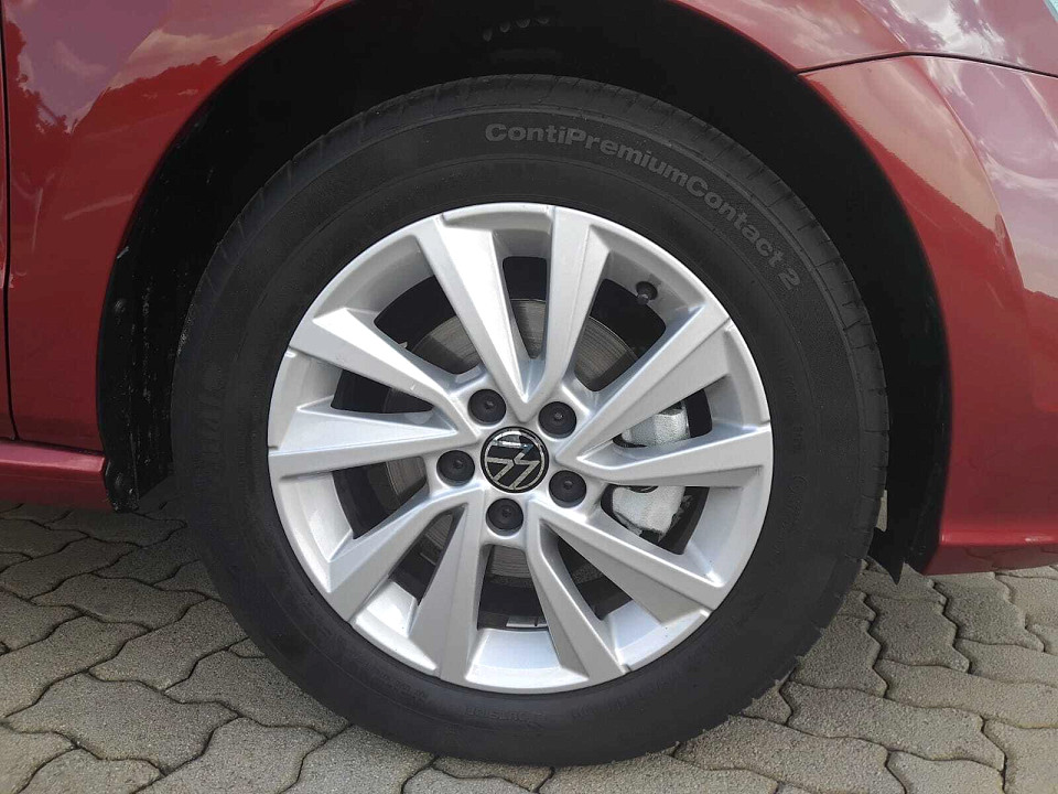 Photo 9 of 19