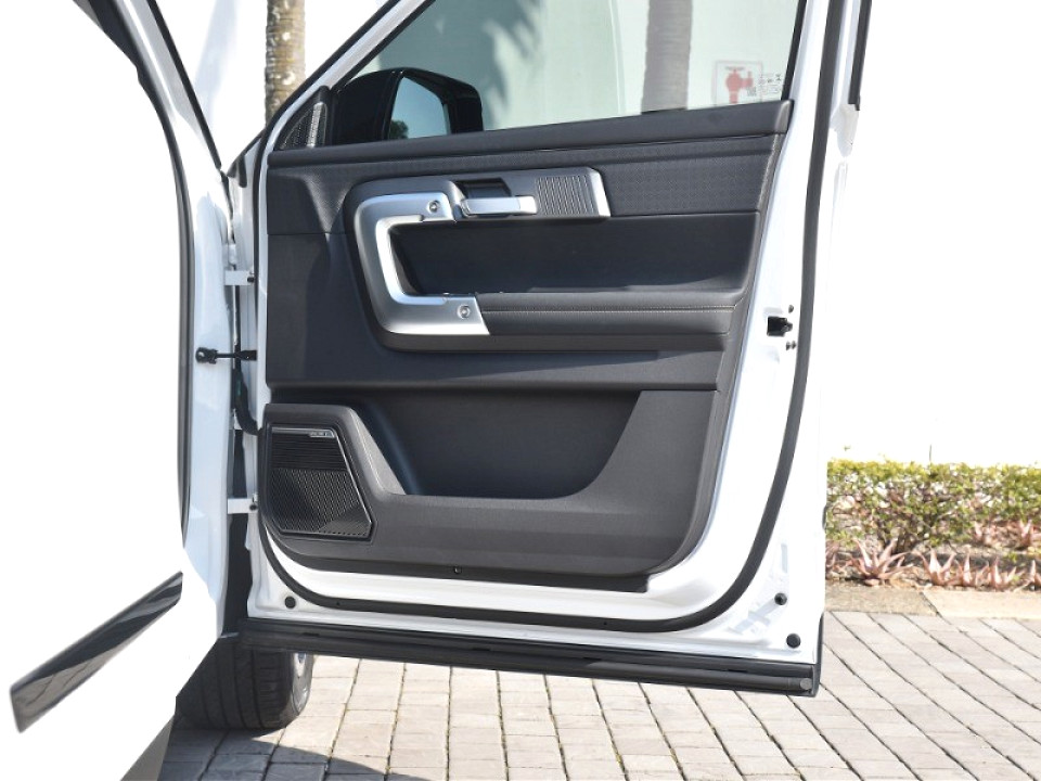 Photo 5 of 14