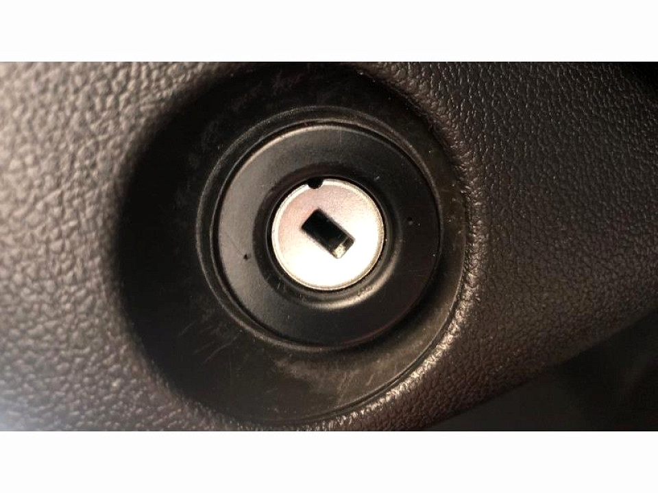 Photo 15 of 28