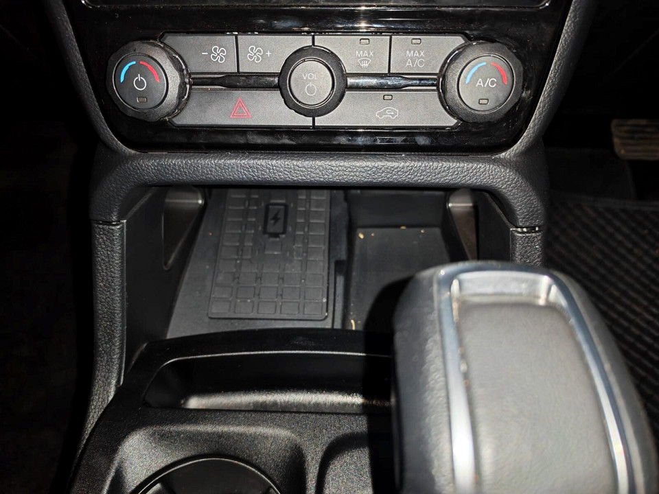 Photo 16 of 20