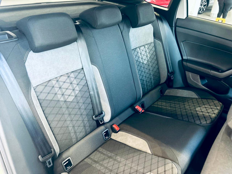 Photo 12 of 16