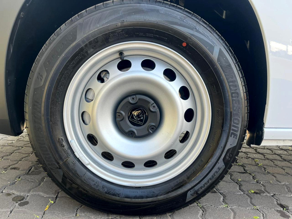 Photo 9 of 24