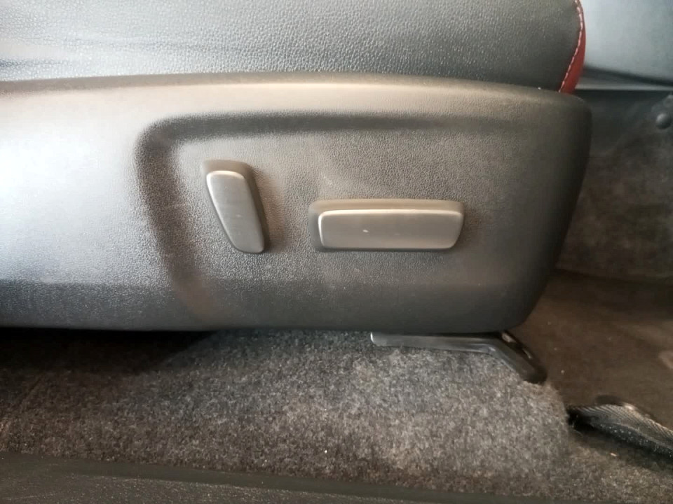 Photo 18 of 20