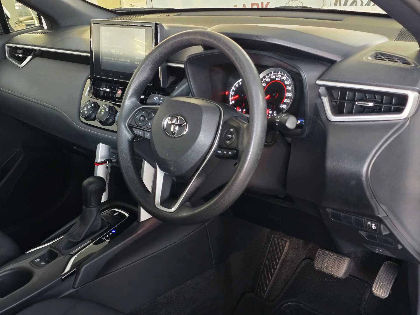 Photo 16 of 24