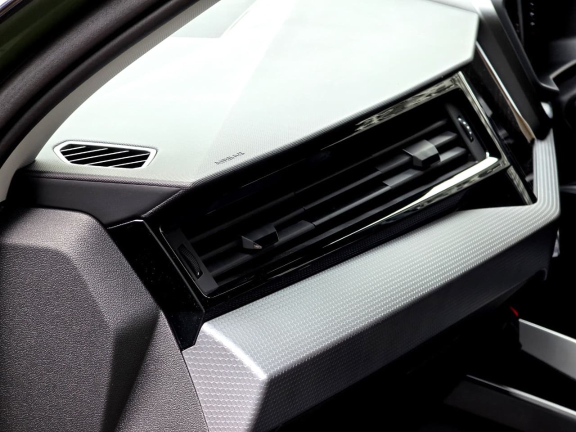 Photo 22 of 25