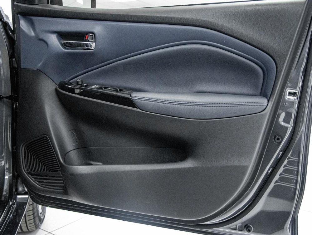 Photo 13 of 22