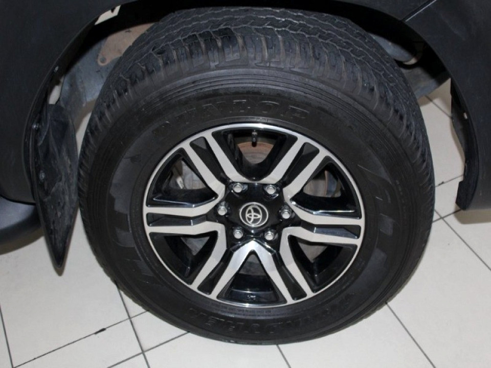 Photo 4 of 14