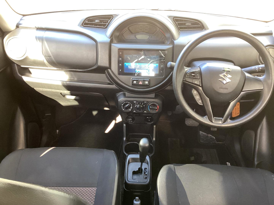 Photo 12 of 20
