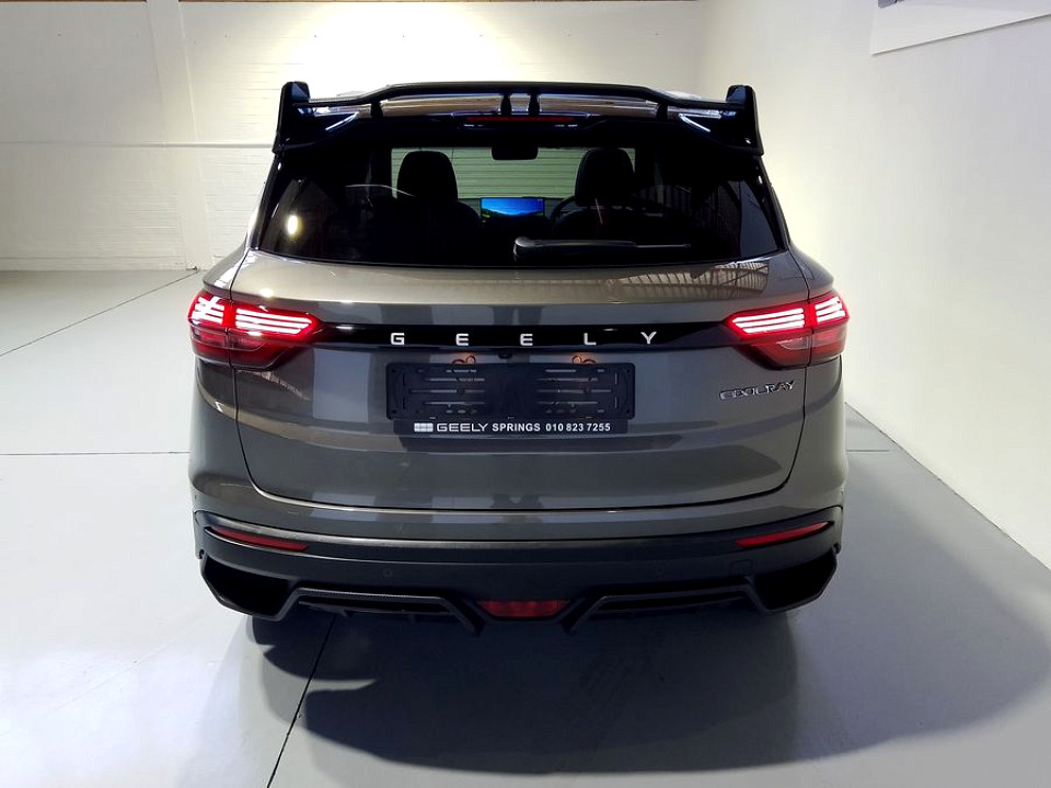 Photo 7 of 30