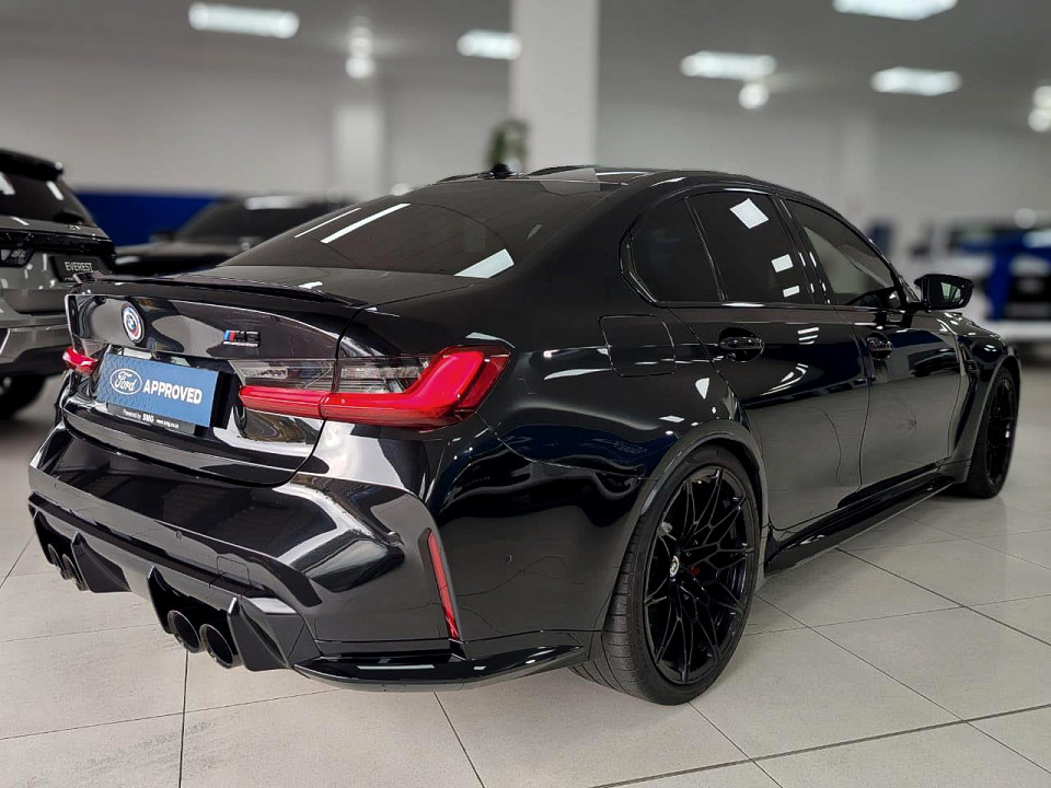 Photo 7 of 24