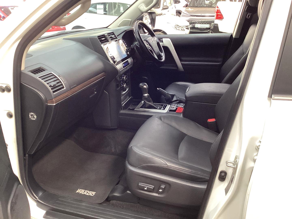 Photo 12 of 25