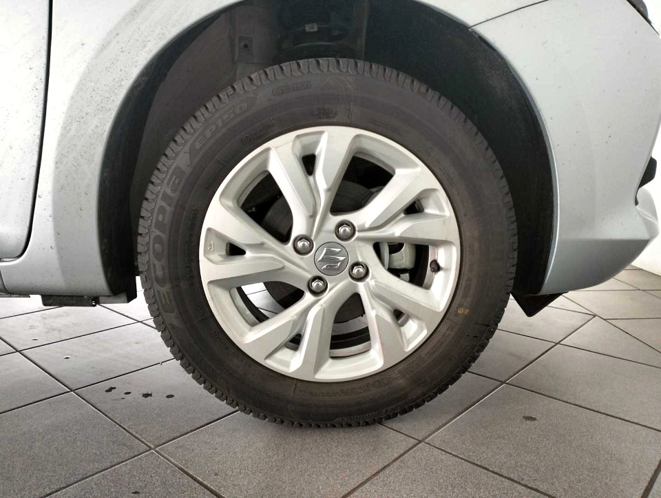 Photo 4 of 11