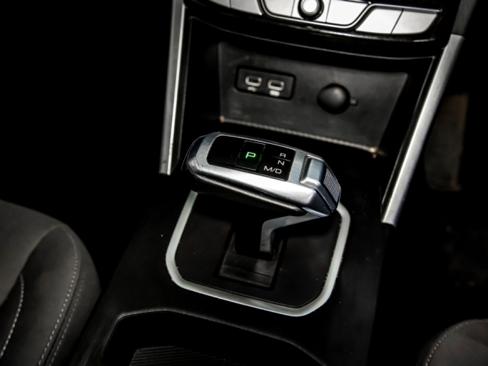 Photo 10 of 14