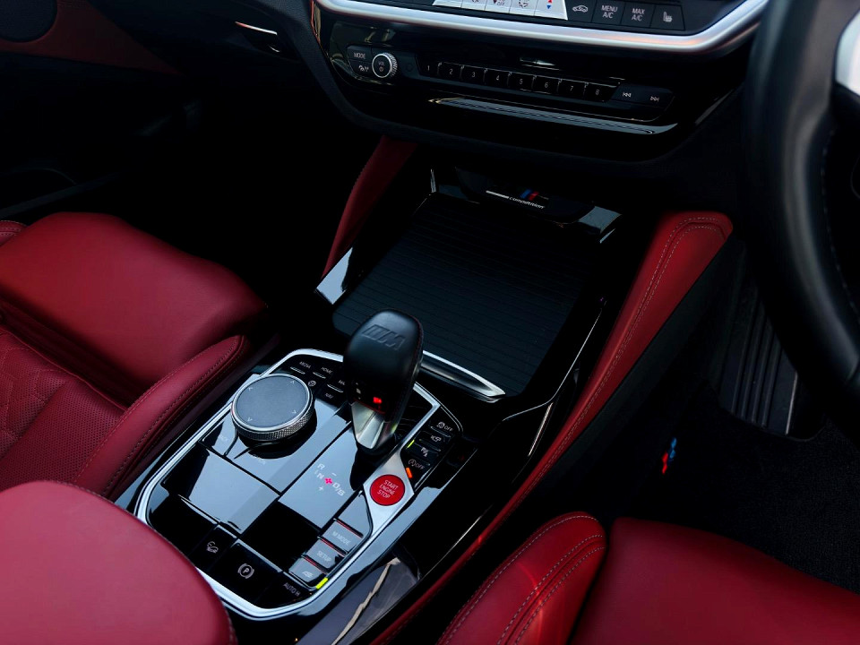 Photo 27 of 30