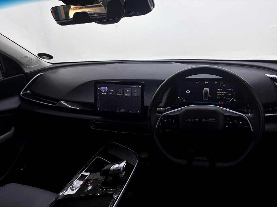 Photo 14 of 29