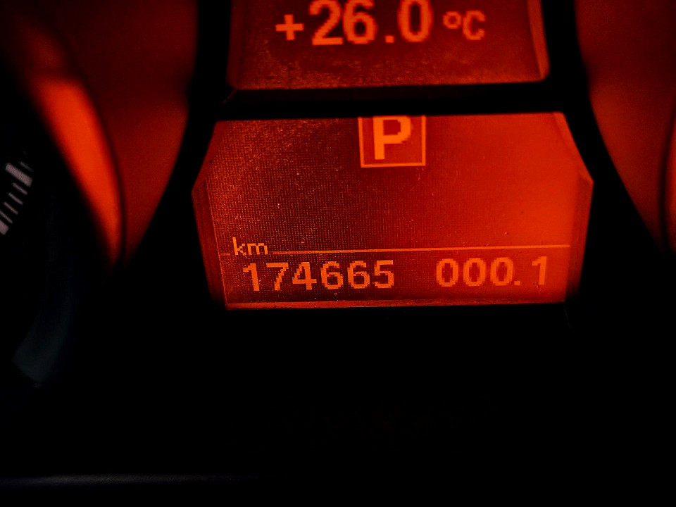 Photo 27 of 29
