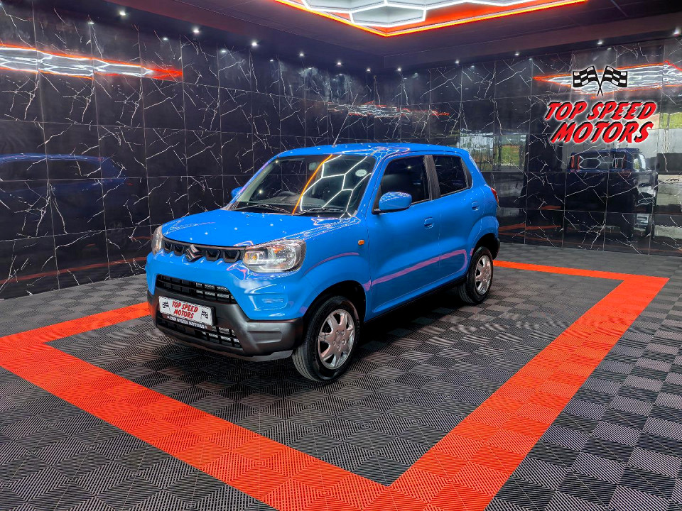 Photo 3 of 23
