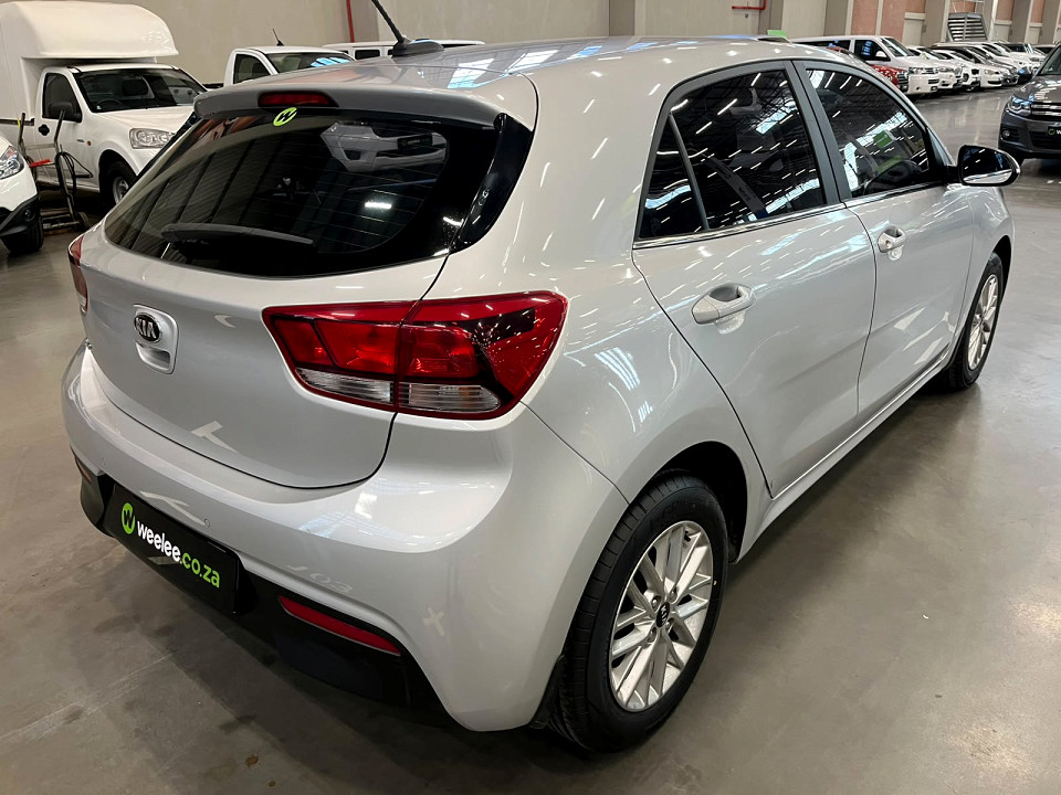 Photo 7 of 17