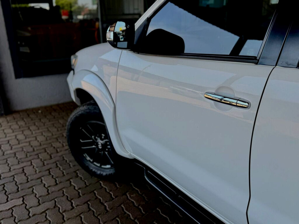 Photo 5 of 10