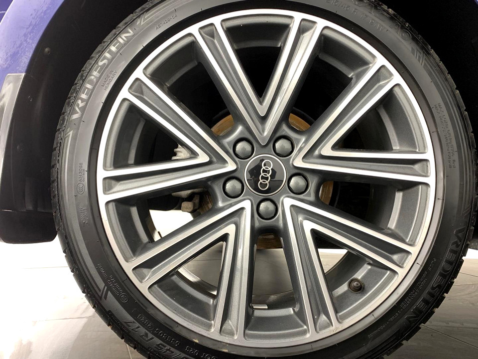 Photo 18 of 20