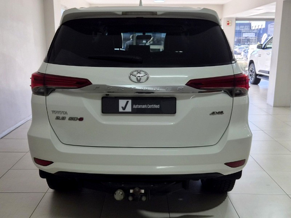 Photo 4 of 10