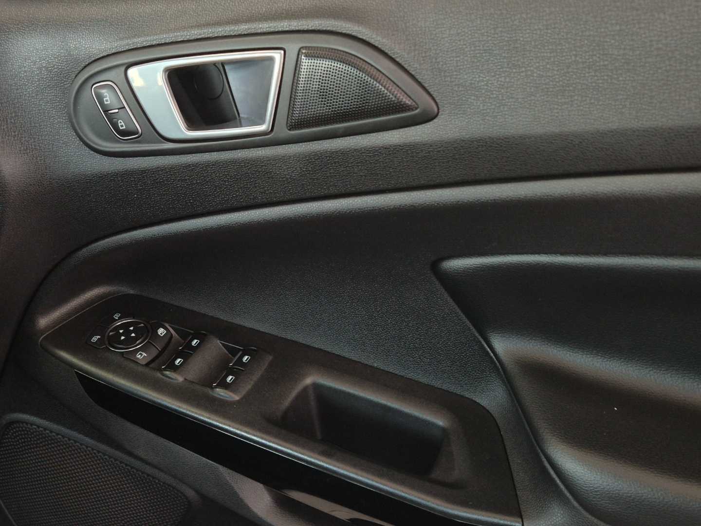 Photo 13 of 20