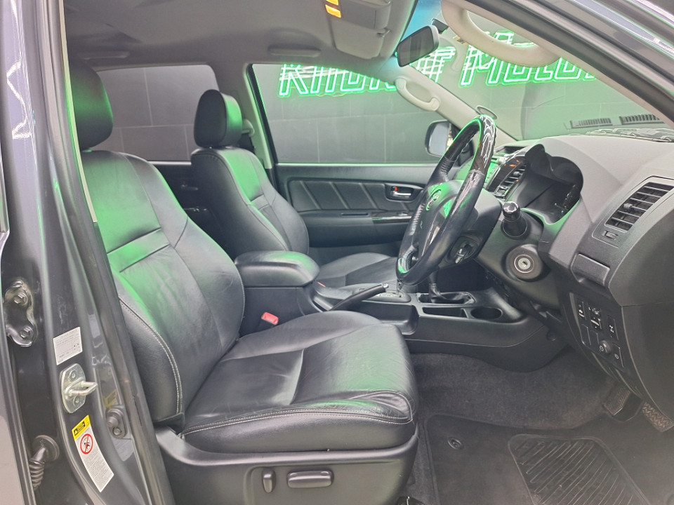 Photo 14 of 20