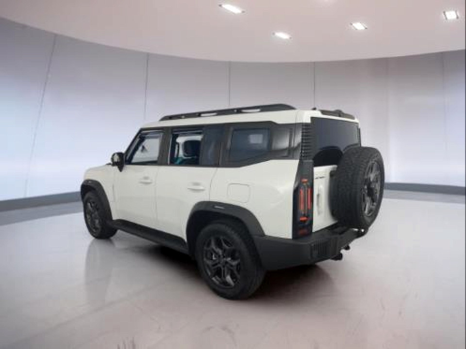 Photo 7 of 20