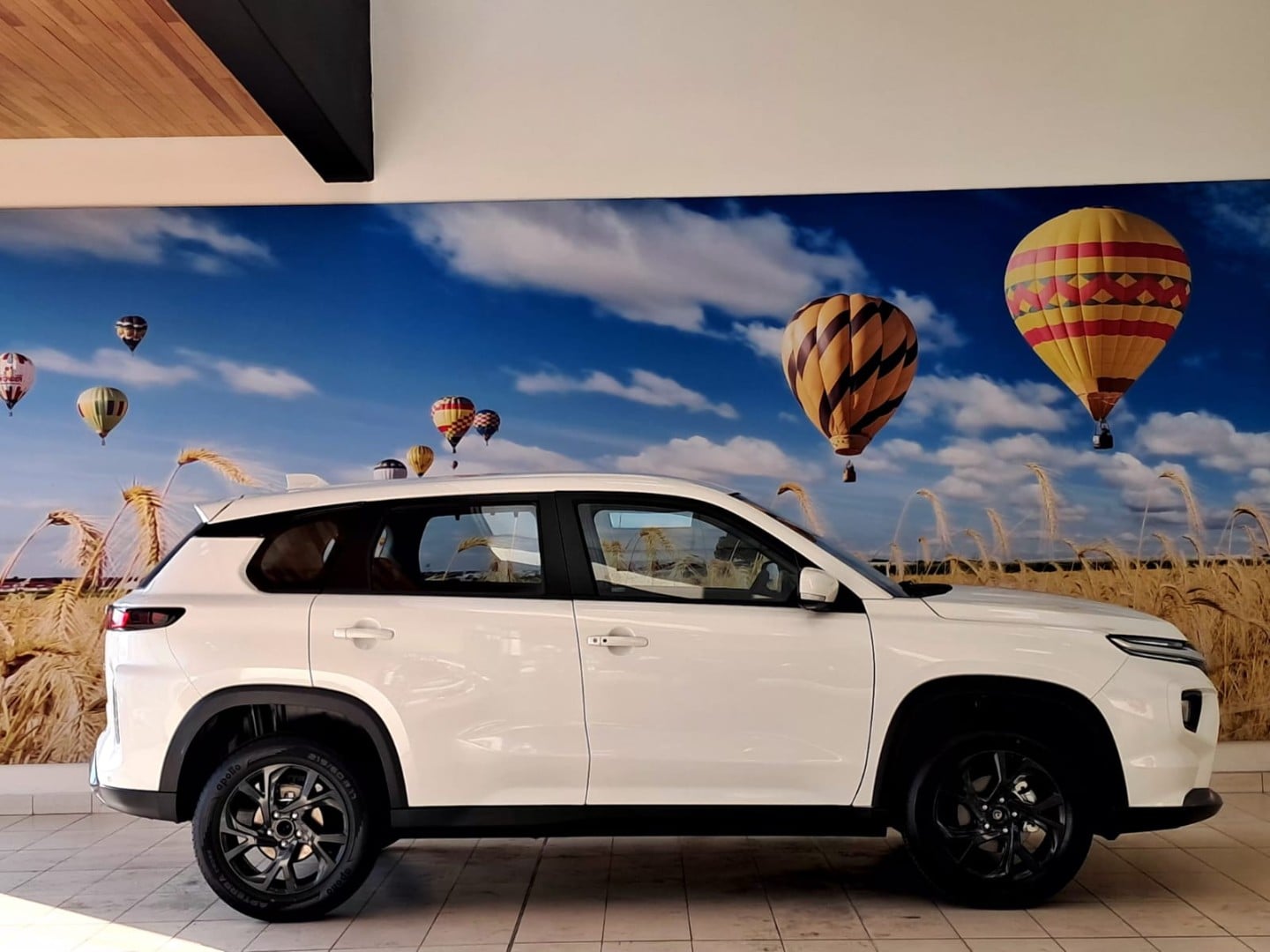 Photo 8 of 19