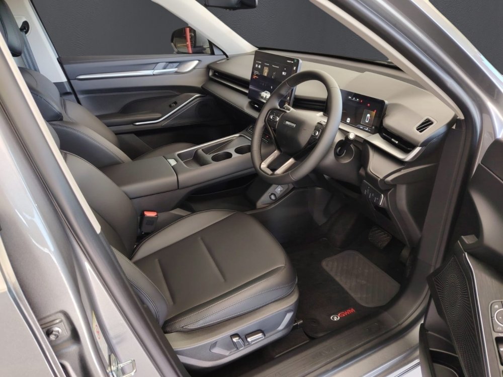 Photo 10 of 25