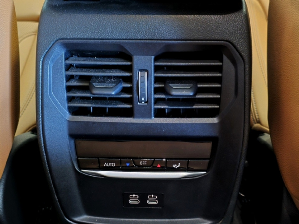 Photo 30 of 34